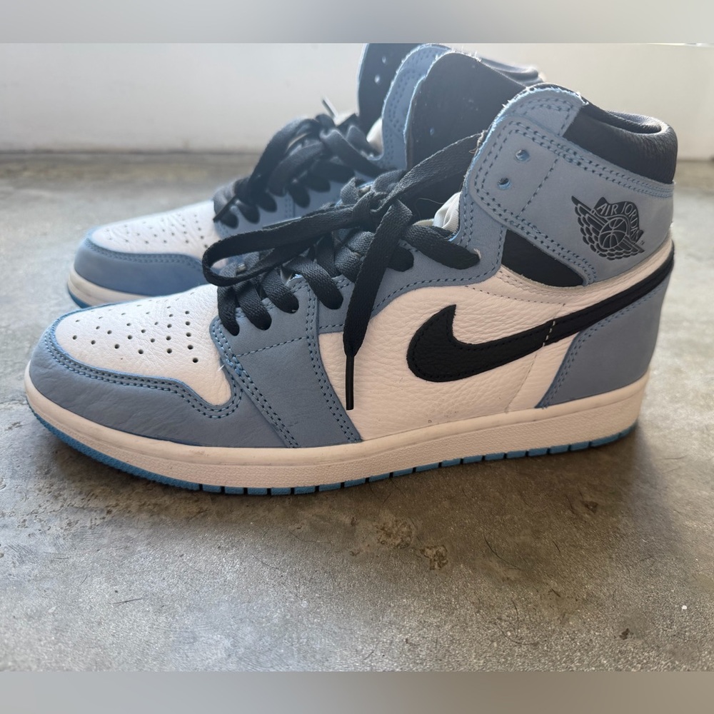 Nike High-Top Sneakers - Blue, White, and Black